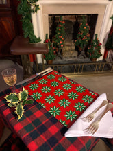 Laden Sie das Bild in den Galerie-Viewer, 2 Placemats Christmas Star