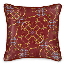 Cargar imagen en el visor de la galería, Culham Silk Throw Cushion