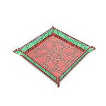 Cargar imagen en el visor de la galería, Olaf Green &amp; Red Leather Vide Poche Tray